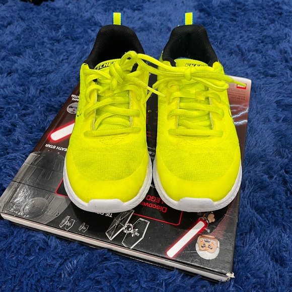 Skechers Kids' Lime Green Sneakers - Picture 11 of 11